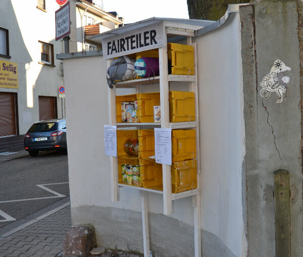 Centro installiert einen neuen Fairteiler / Foodsharing – Punkt in der Assenheimerstraße 15!